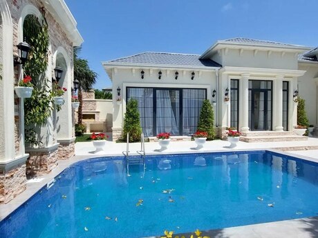 4 otaqlı həyət evi/bağ evi - Mərdəkan q. - 250 m²