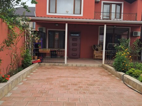 Satılır 4 otaqlı həyət evi/bağ evi 200 m², Məmmədli q.
