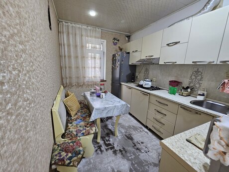 3 otaqlı köhnə tikili - Zığ q. - 65 m²