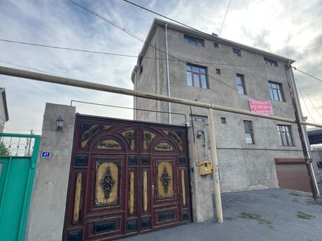 Satılır 6 otaqlı həyət evi/bağ evi 640 m², Xırdalan