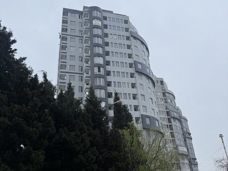 Satılır 1 otaqlı yeni tikili 62 m², Sumqayıt