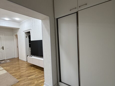 4-комнатная квартира, 135 м², Yeni Yasamal: 267 000 ₼ 5