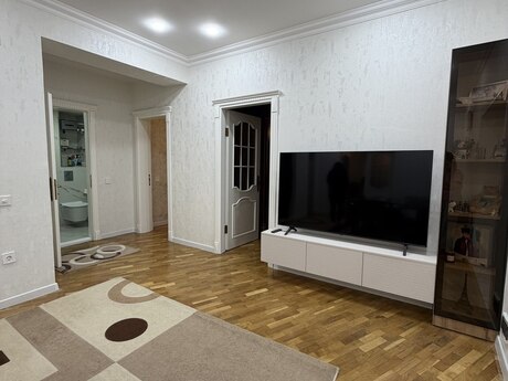 4-комнатная квартира, 135 м², Yeni Yasamal: 267 000 ₼ 4