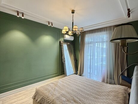 3 otaqlı yeni tikili - 8 Noyabr m. - 145 m²