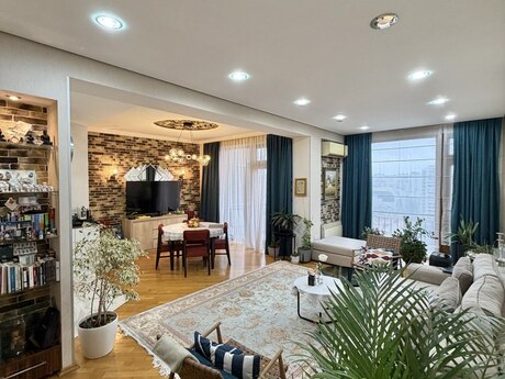 2 otaqlı yeni tikili - Nəriman Nərimanov m. - 90 m²