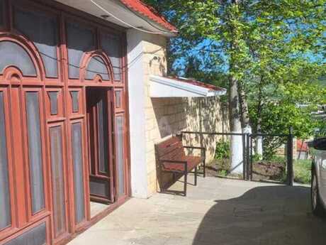 4 otaqlı həyət evi/bağ evi - Şamaxı - 340 m²