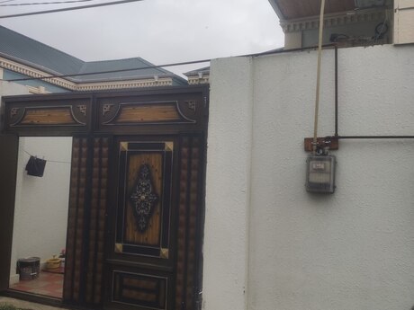 Satılır 3 otaqlı həyət evi/bağ evi 71 m², Binə q.