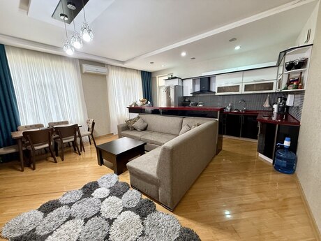 3-комнатная квартира, 100 м², Azadlıq Prospekti: 295 000 ₼ 5