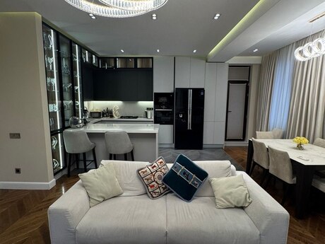 2 otaqlı yeni tikili - Nərimanov r. - 88 m²