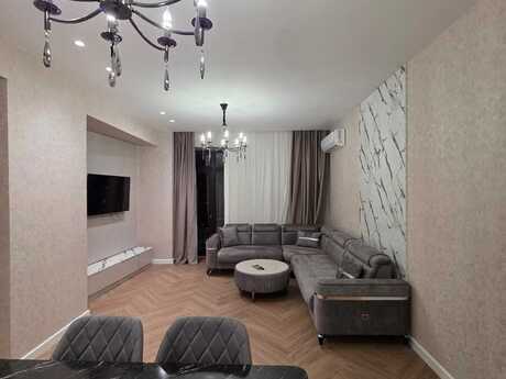 3 otaqlı yeni tikili - 8 Noyabr m. - 148 m²