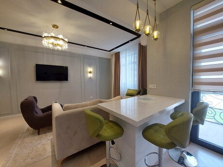 2 otaqlı yeni tikili - Şah İsmayıl Xətai m. - 90 m²