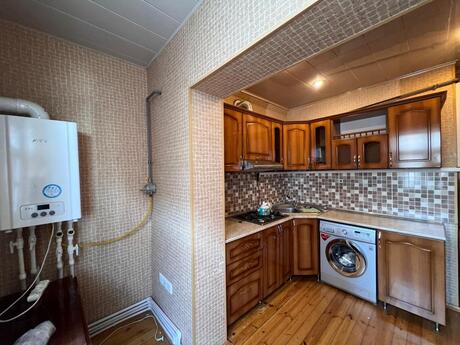 2 otaqlı köhnə tikili - Xətai r. - 65 m²