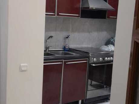 2 otaqlı köhnə tikili - 28 May m. - 60 m²
