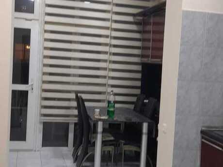 2 otaqlı köhnə tikili - 28 May m. - 60 m²