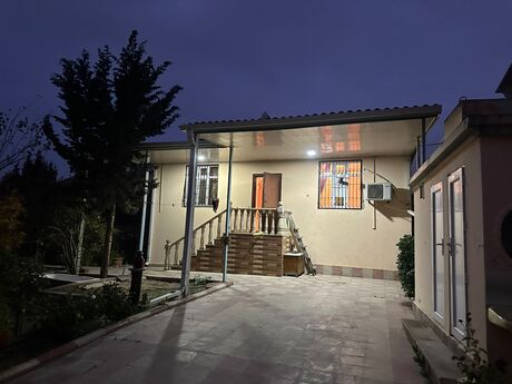 Satılır 3 otaqlı həyət evi/bağ evi 120 m², Novxanı q.