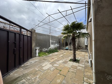 House with Garden, Villa For Sale