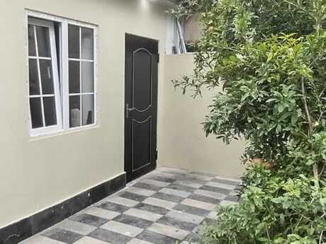 Satılır 2 otaqlı həyət evi/bağ evi 28 m², Əhmədli m.