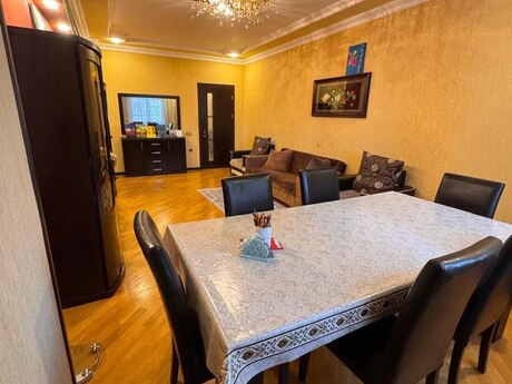 3 otaqlı yeni tikili - Azadlıq Prospekti m. - 110 m²