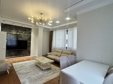 3-комн. новостройка - м. Элмляр Академиясы - 166 м²