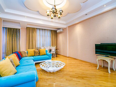 Объявление №6000507 - Баку, м. 28 мая, 2-комн., 125 м², 14/19 этаж