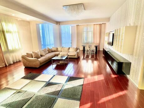 Объявление №6000514 - Баку, м. 28 мая, 3-комн., 185 м², 14/19 этаж