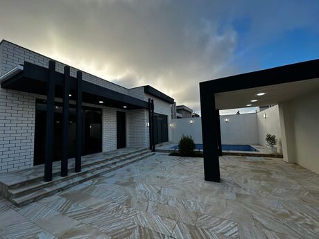 4 otaqlı həyət evi/bağ evi - Şüvəlan q. - 150 m²