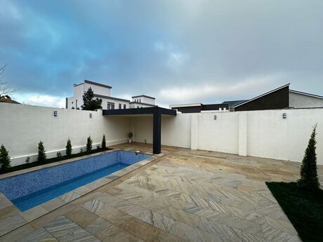 4 otaqlı həyət evi/bağ evi - Şüvəlan q. - 150 m²