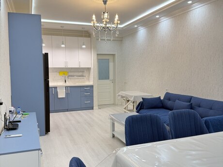 3-комн. новостройка - м. Иншаатчылар - 110 м²