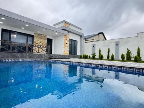 4 otaqlı həyət evi/bağ evi - Şüvəlan q. - 160 m²