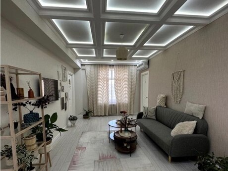 Объявление №6000654 - Баку, м. Гянджлик, 3-комн., 80 м², 5/5 этаж