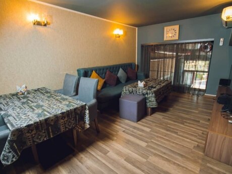 Obyekt - Memar Əcəmi m. - 165 m²