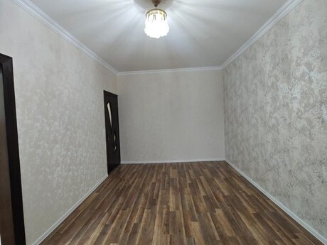 1 otaqlı köhnə tikili - Bakıxanov q. - 45 m²
