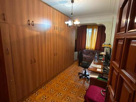 4 otaqlı köhnə tikili - Nəriman Nərimanov m. - 100 m²