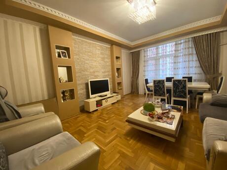 3 otaqlı yeni tikili - Şah İsmayıl Xətai m. - 125 m²