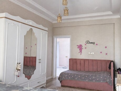 4 otaqlı yeni tikili - 28 May m. - 170 m²