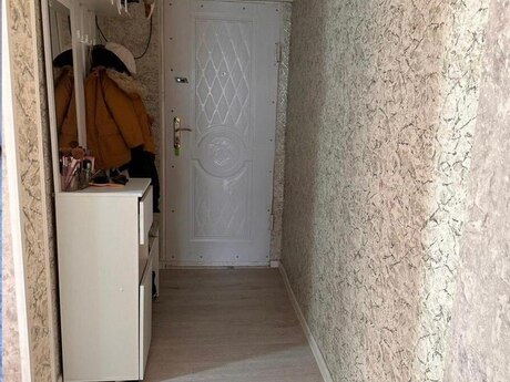 2 otaqlı köhnə tikili - Xalqlar Dostluğu m. - 50 m²
