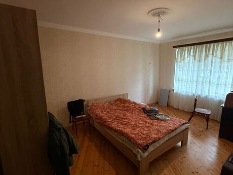 Satlr 3 otaql khn tikili 60 m, Hzi Aslanov q.