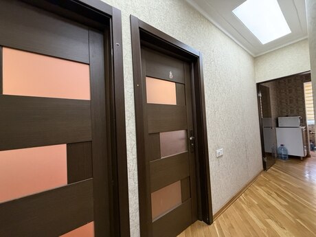 4 otaqlı köhnə tikili - Bakıxanov q. - 100 m²
