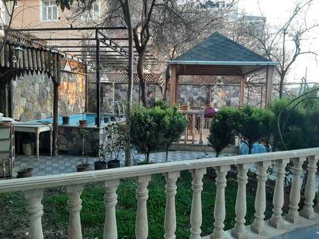 Elan №6001198 - Bakı, Azadlıq Prospekti m., 6 otaqlı, 400 m²