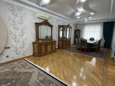6 otaqlı həyət evi/bağ evi - Xırdalan - 600 m²