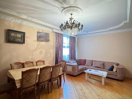 Объявление №6001225 - Баку, м. Ази Асланов, 4-комн., 130 м², 9/17 этаж