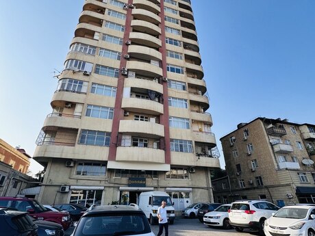 Elan №6001329 - Bakı, Nəriman Nərimanov m., 4 otaqlı, 160 m², 8/16 mərtəbə