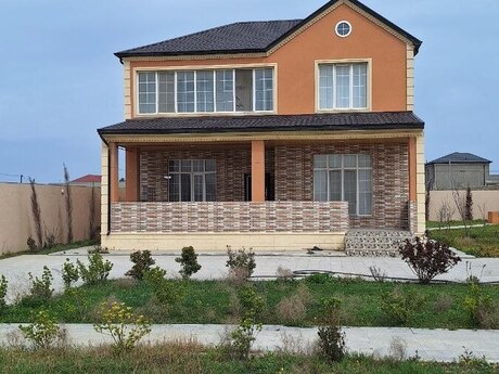 6 otaqlı həyət evi/bağ evi - Nardaran q. - 200 m²