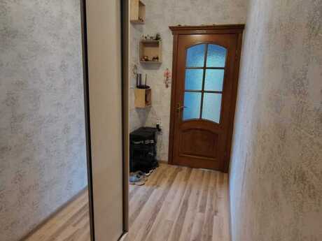 2 otaqlı köhnə tikili - Azadlıq Prospekti m. - 45 m²