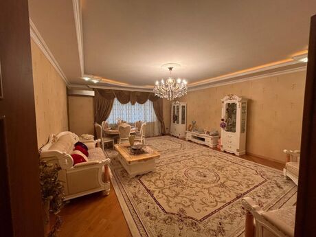 4 otaqlı yeni tikili - Elmlər Akademiyası m. - 205 m²
