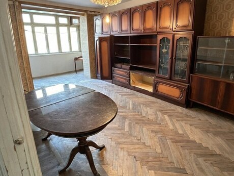 3 otaqlı köhnə tikili - Binəqədi r. - 75 m²