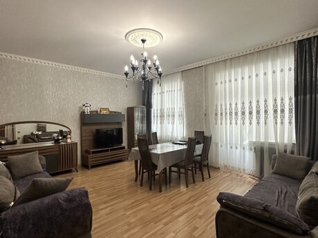 Satılır 2 otaqlı yeni tikili 74 m², Həzi Aslanov q.