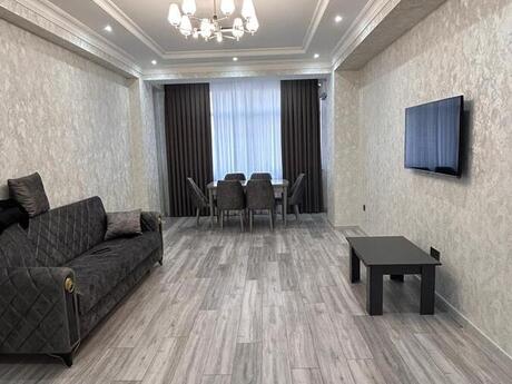 Объявление №6002098 - Баку, м. Гянджлик, 2-комн., 110 м², 4/18 этаж