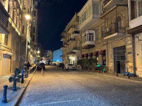 Elan №6002120 - Bakı, Sahil m., 2 otaqlı, 45 m², 1/4 mərtəbə