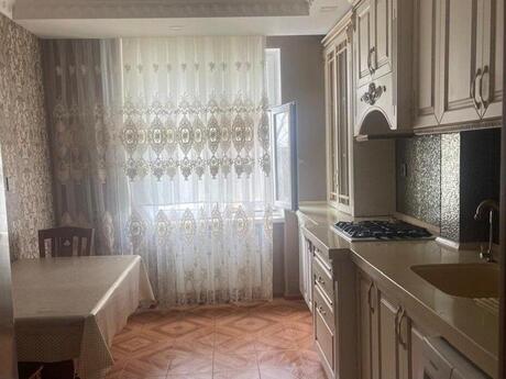 3 otaqlı köhnə tikili - 28 May m. - 105 m²